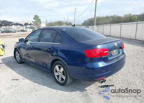 2011 Volkswagen Jetta 2.0L Tdi from USA, damaged, VIN 3VWLL7AJ8BM067673